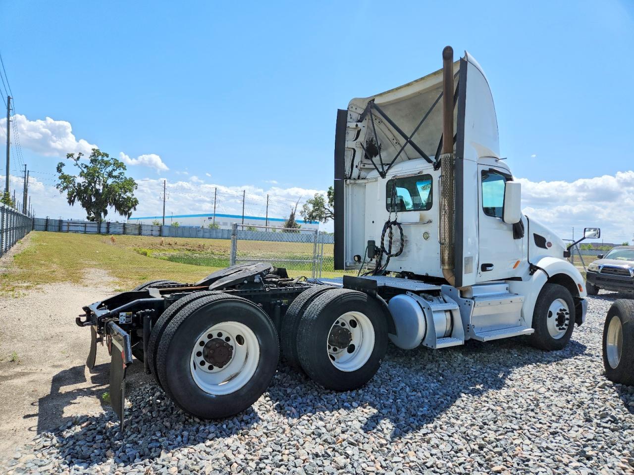 2017 PETERBILT All other VIN 1XPBD49X6HD430848 photo 4