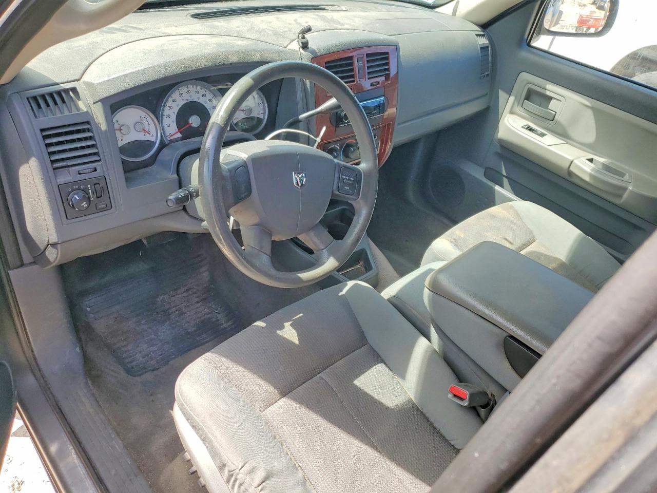 2005 Dodge Dakota VIN 1D7HW42K65S180724 photo 8