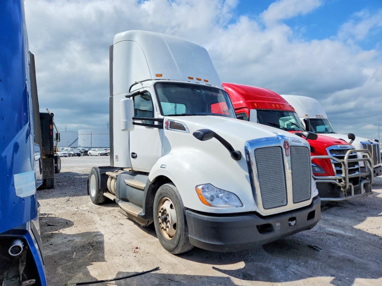 2019 KENWORTH All other VIN 1XKYA48X8KJ296993 photo 1