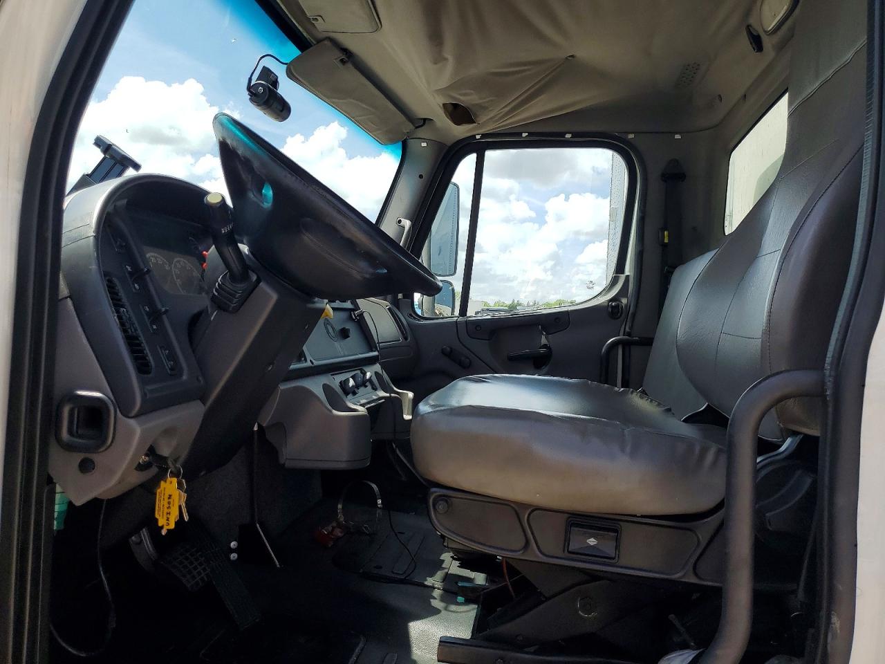 2018 FREIGHTLINER All other VIN 1FVACWFCXJHJL8149 photo 7