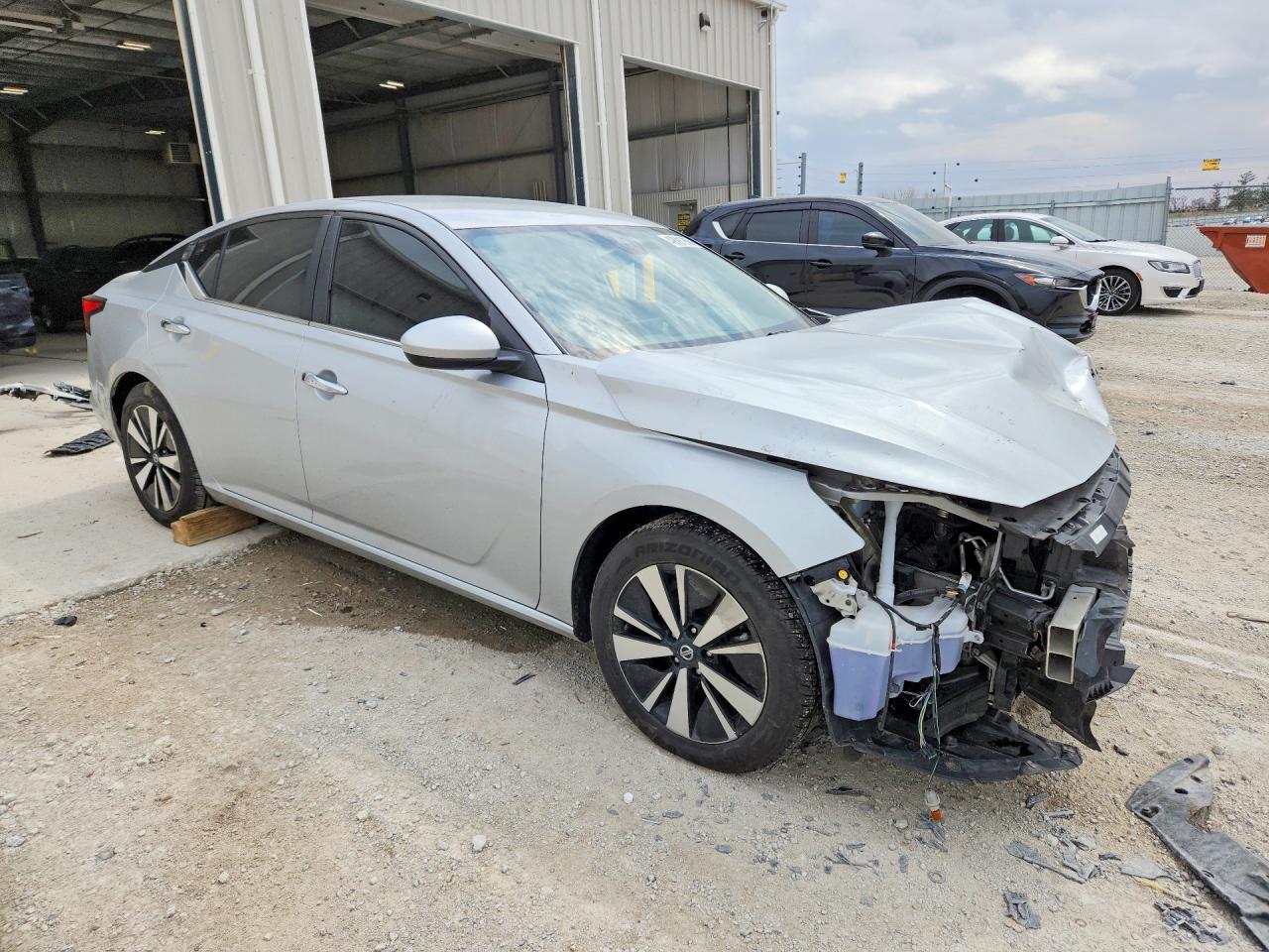2022 Nissan Altima VIN 1N4BL4DV7NN403034 photo 4
