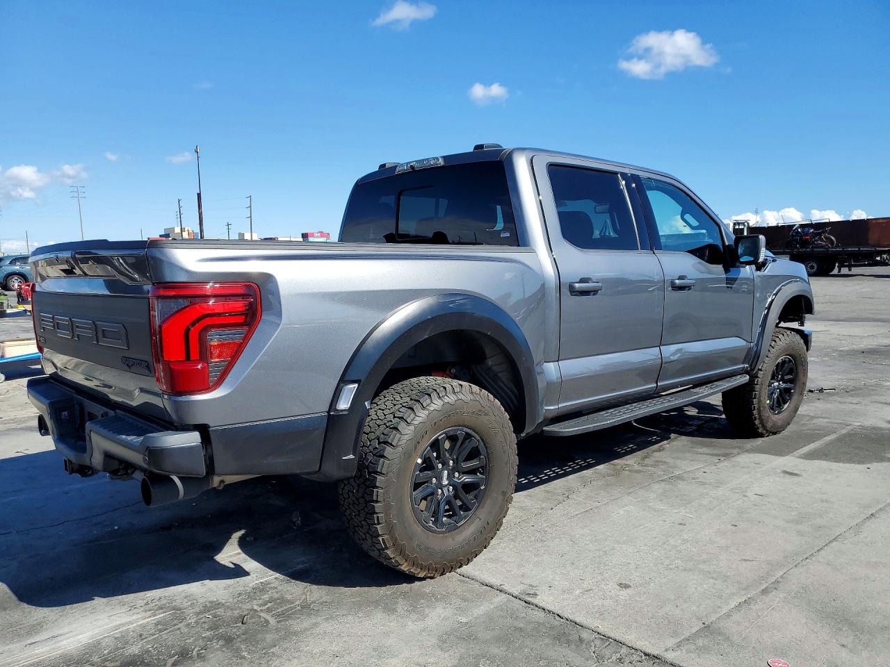 2024 Ford F150 VIN 1FTFW1RG9RFA98969 photo 3