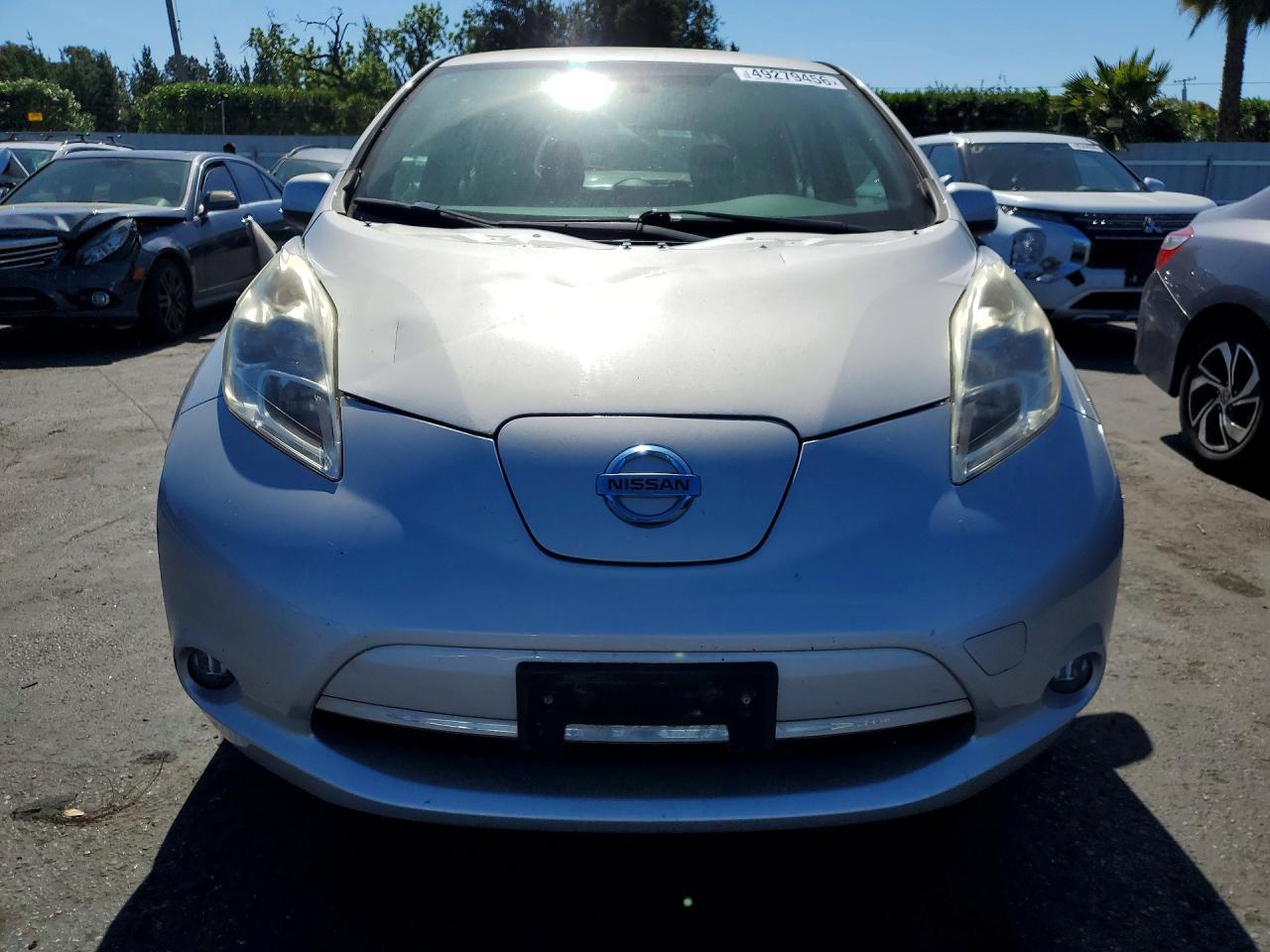 2013 NISSAN Leaf VIN 1N4AZ0CP4DC405596 photo 5