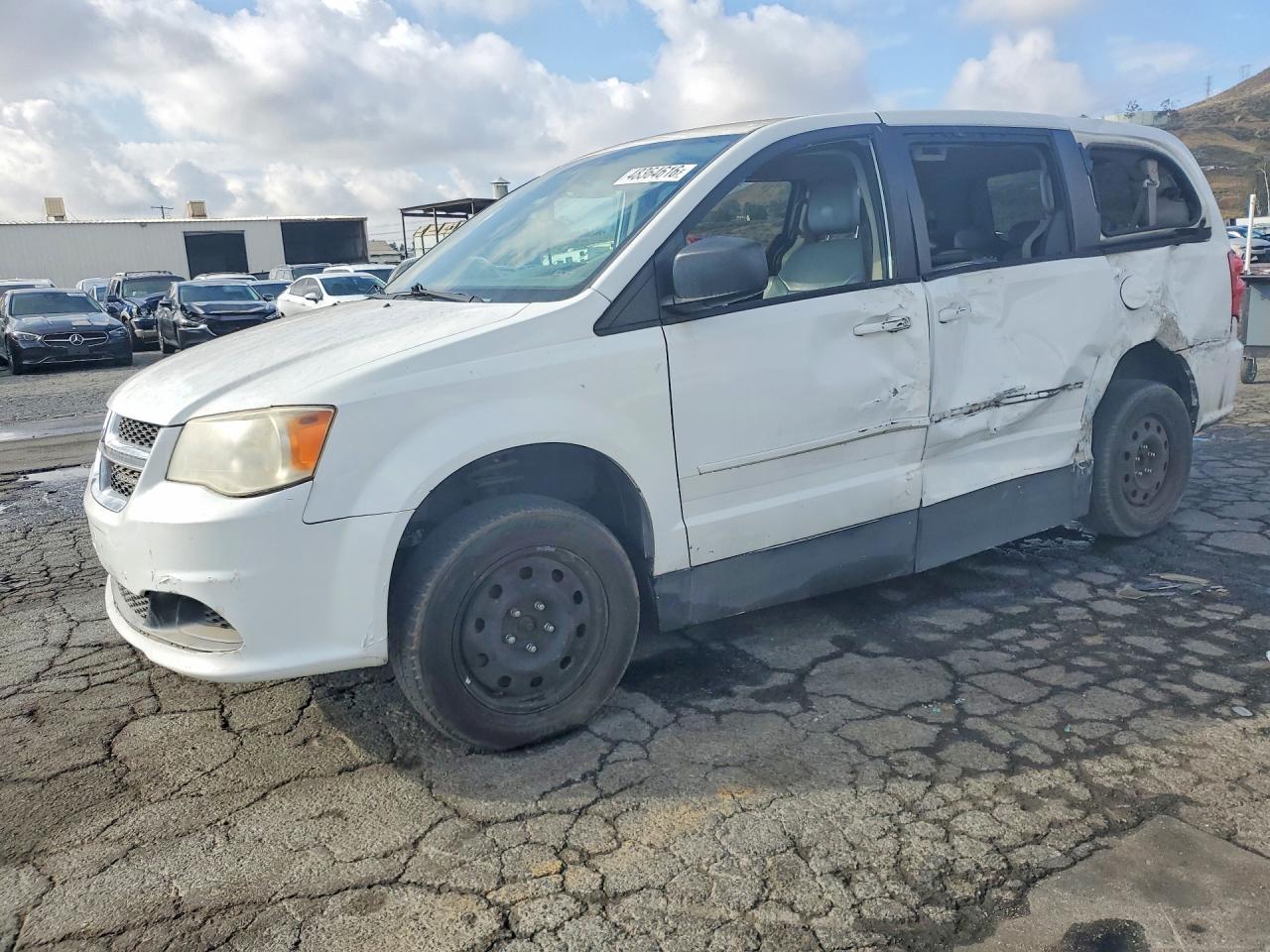 2014 EL Caravan VIN 2C7WDGBG0ER318363 photo 1