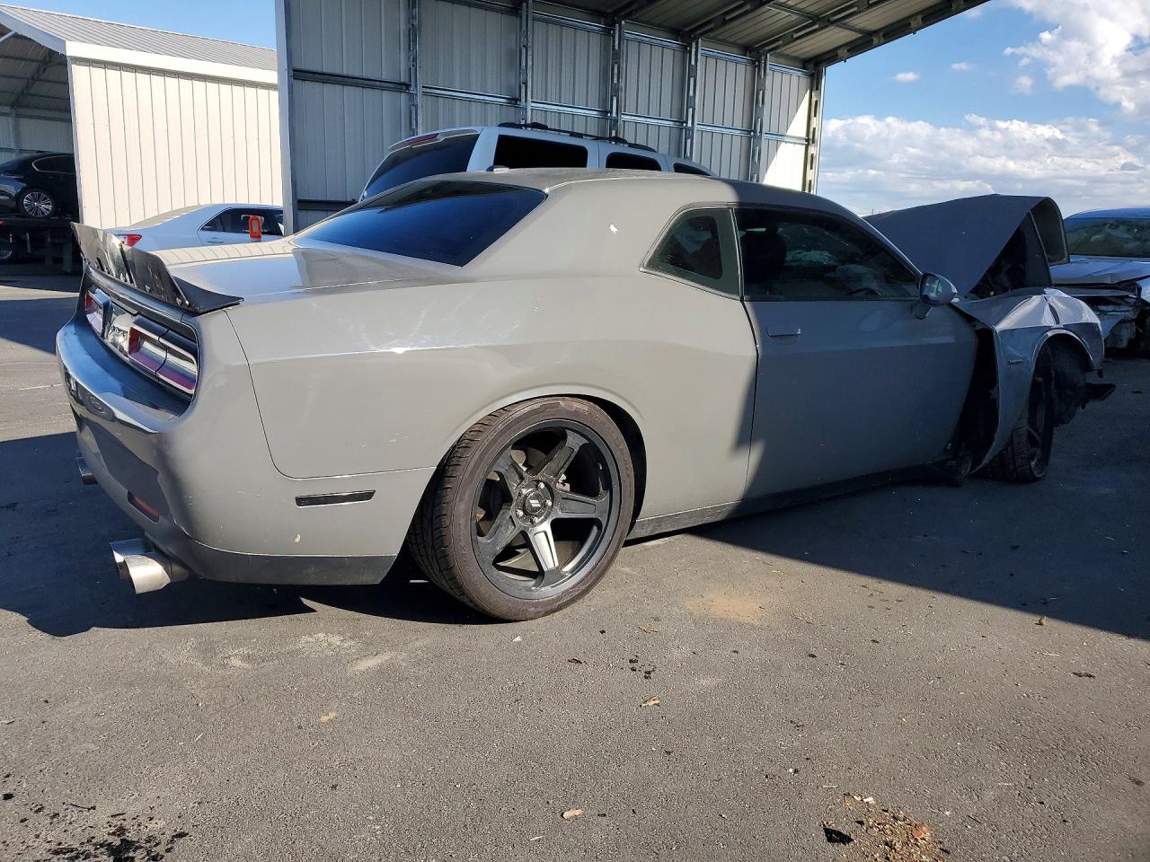 2018 Challenger VIN 2C3CDZBT0JH128107 photo 3