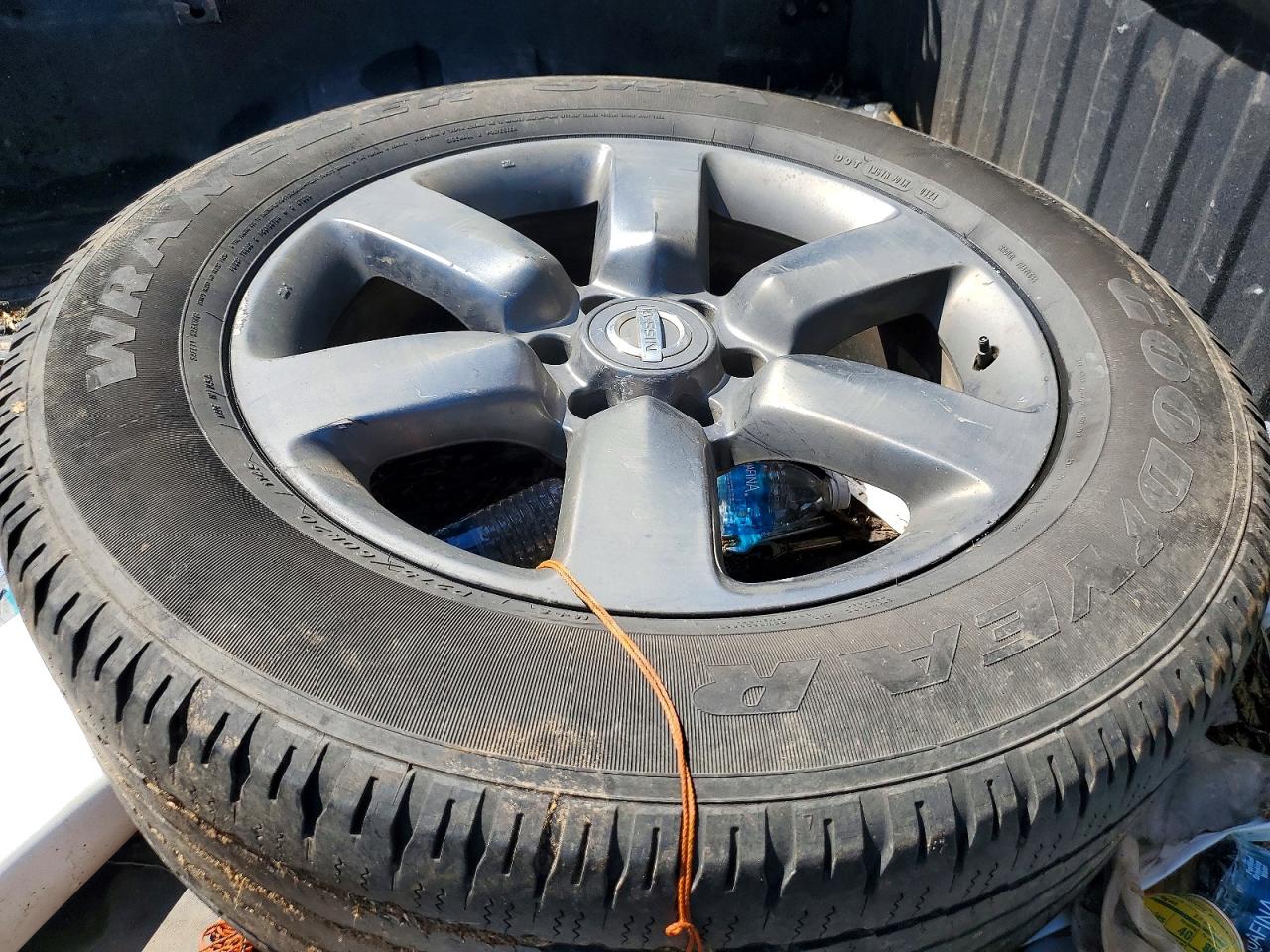 2015 Nissan TITAN VIN 1N6AA0ED6FN514375 photo 12