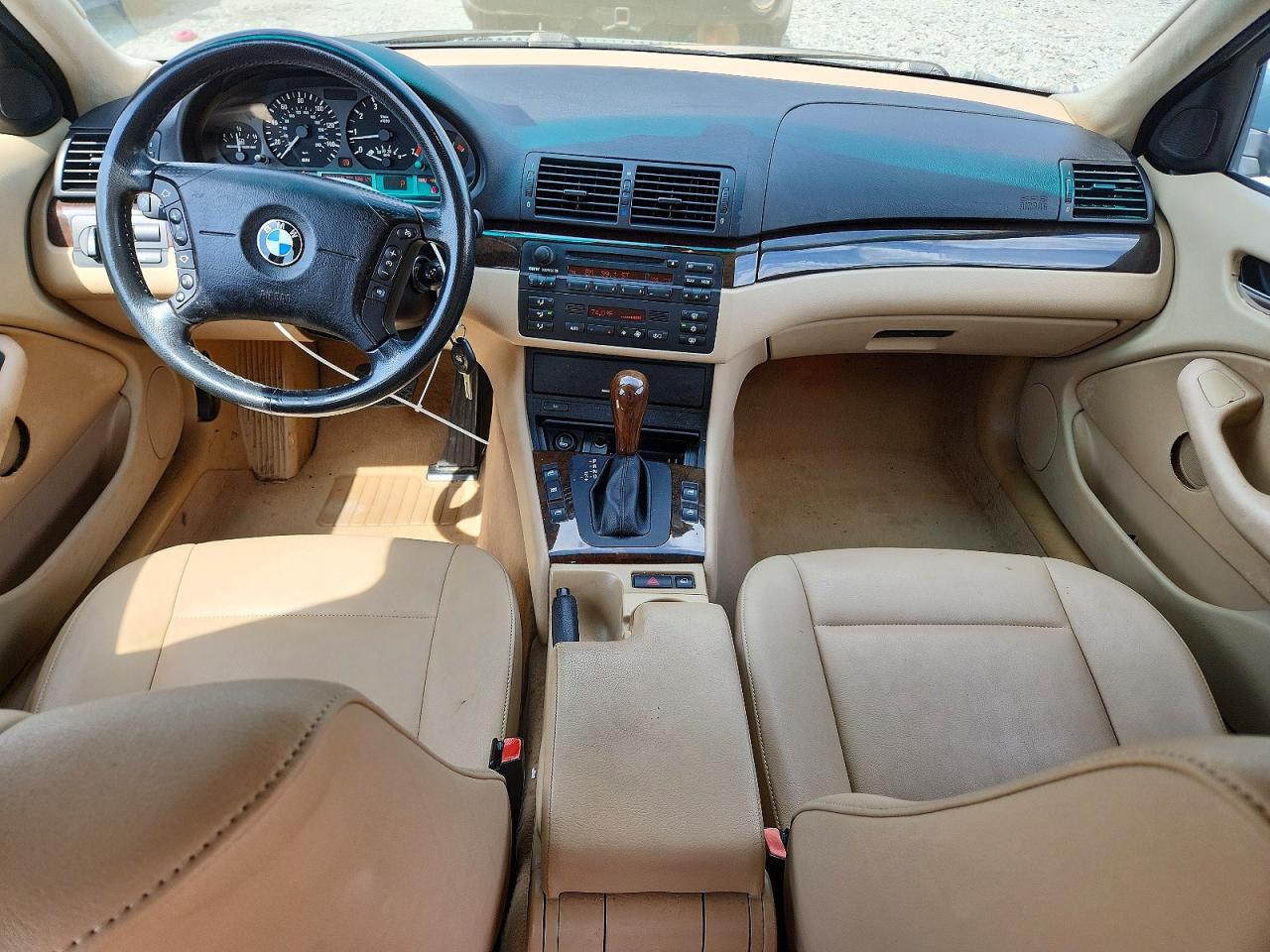 2002 BMW 3 series VIN WBAET37402NG70967 photo 8