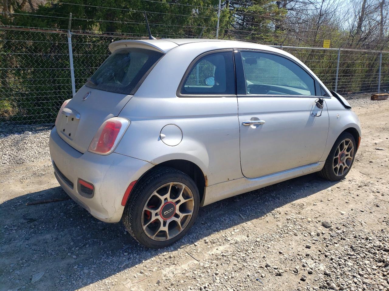 2014 Fiat 500 VIN 3C3CFFBRXET194738 photo 3