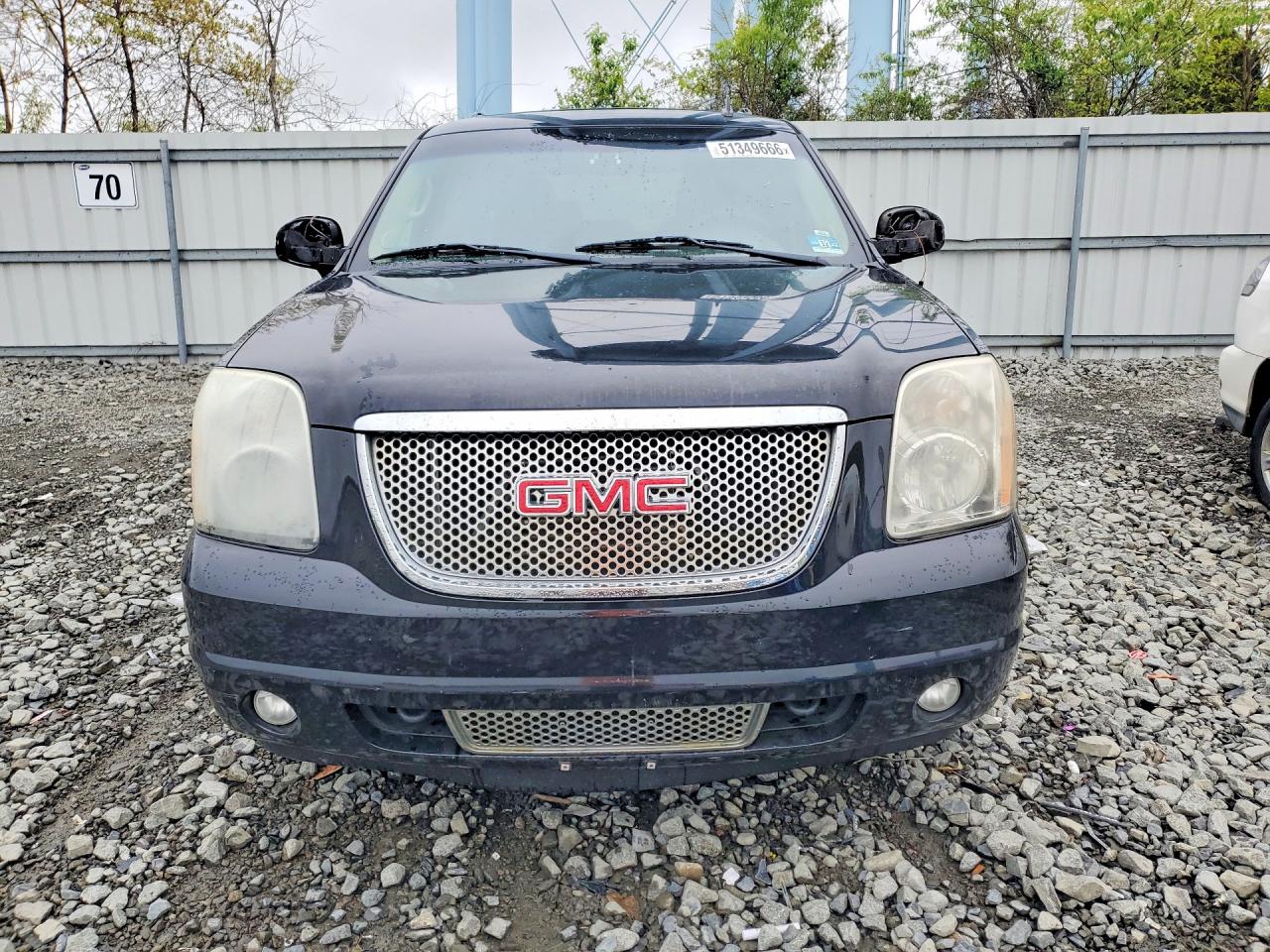 2011 GMC Yukon VIN 1GKS2EEF3BR208101 photo 5