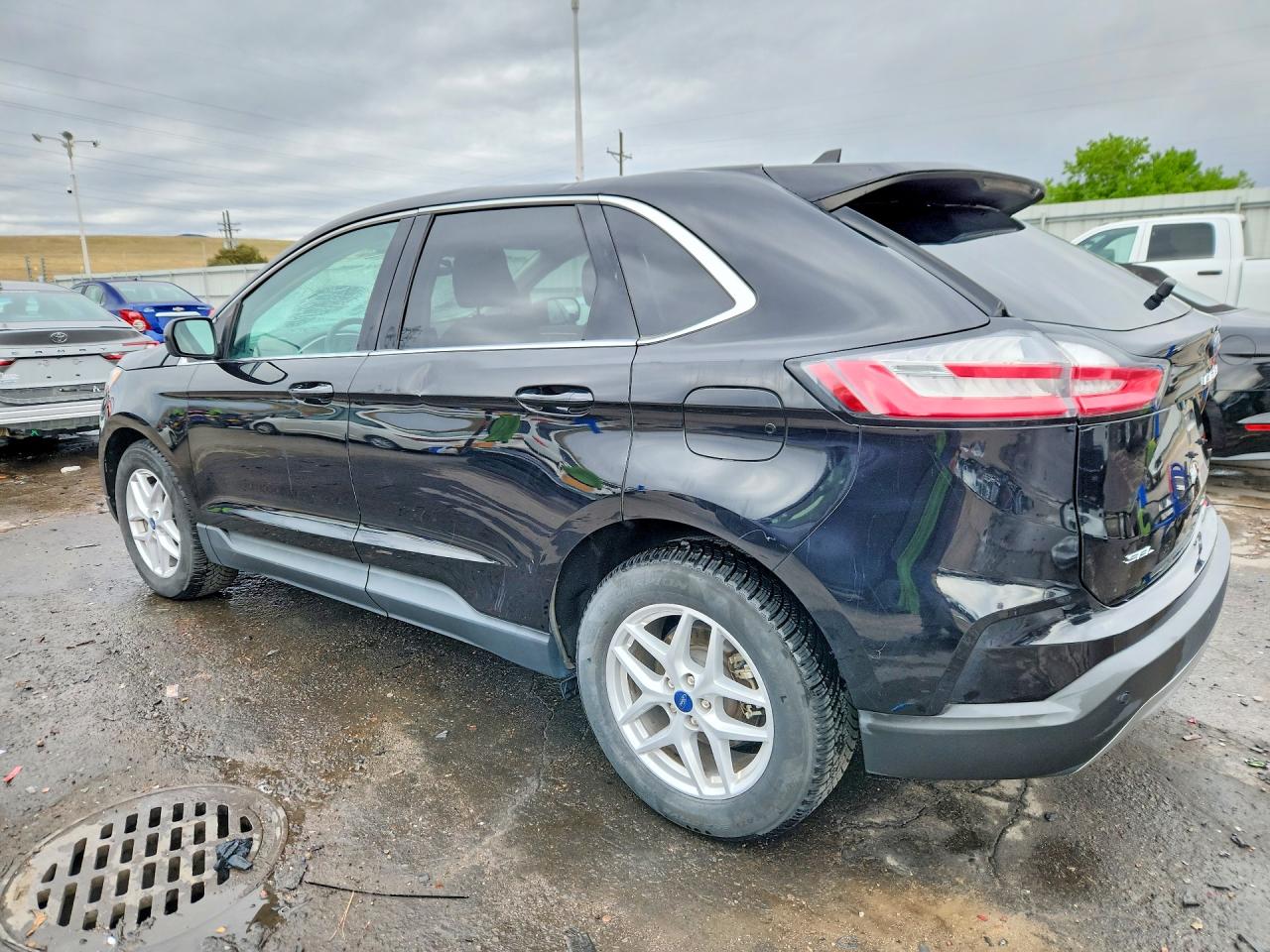 2021 Ford Edge VIN 2FMPK3J95MBA37519 photo 2