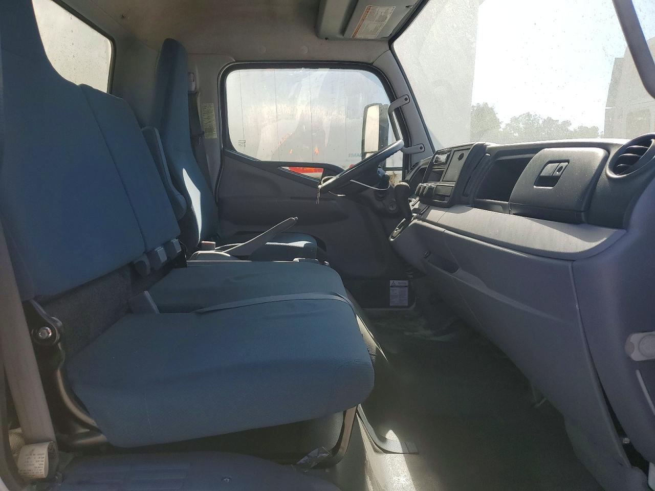 2015 Mitsubishi All other VIN JL6CRK1A2FK000432 photo 10