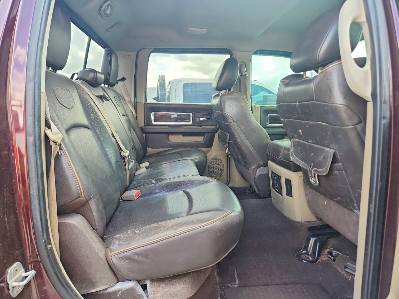 2012 DODG Ram 3500 l VIN 3C63DRKL0CG290227 photo 6
