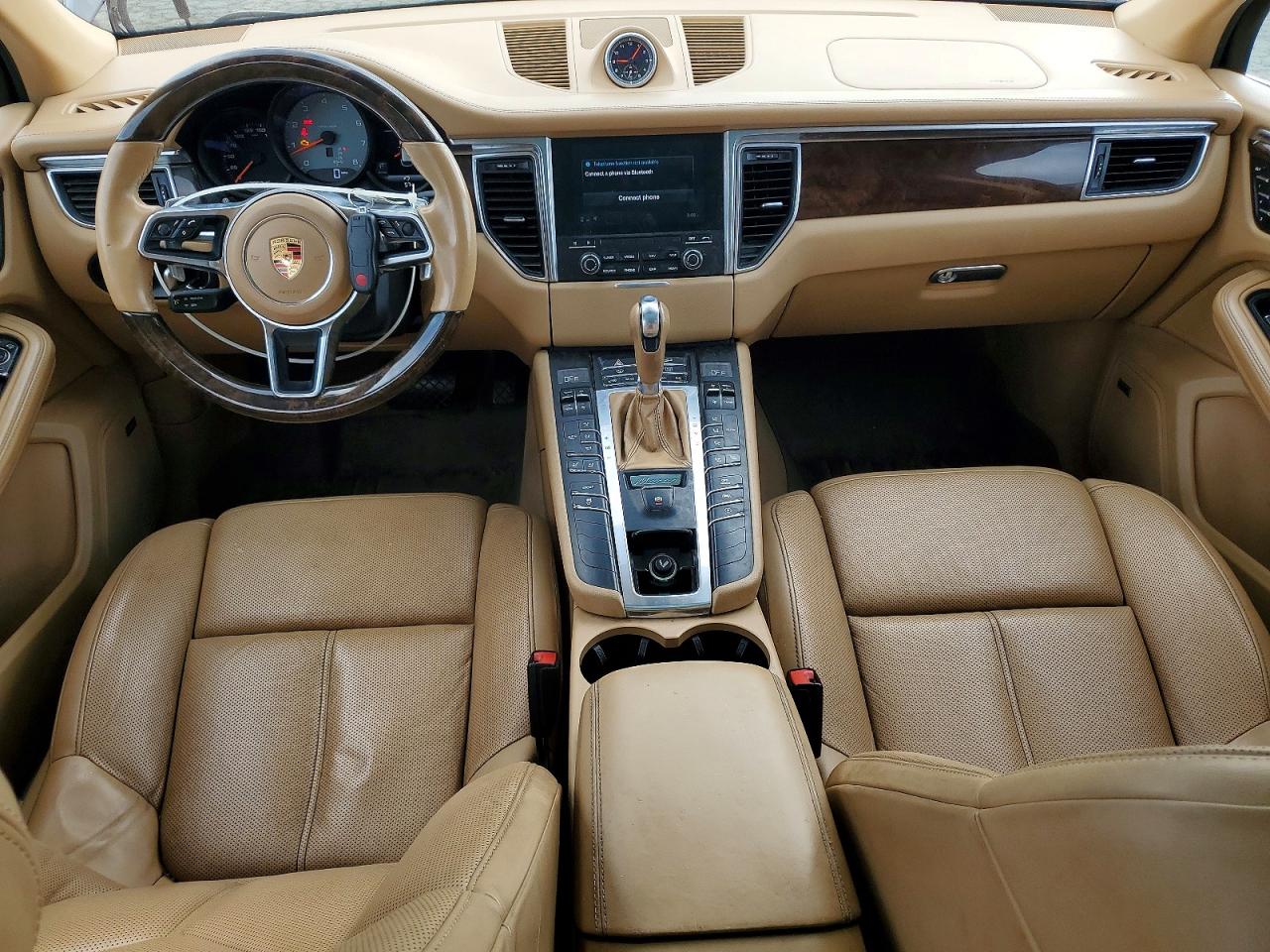 2017 PORSCHE Macan VIN WP1AB2A51HLB13257 photo 8