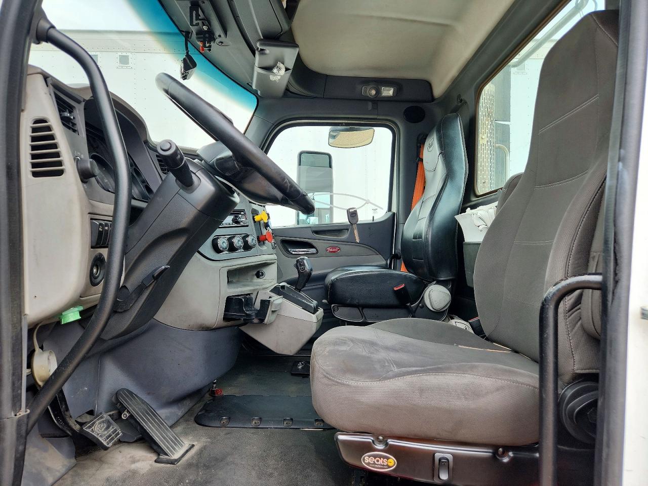 2017 PETERBILT All other VIN 1XPBA48X9HD428828 photo 5