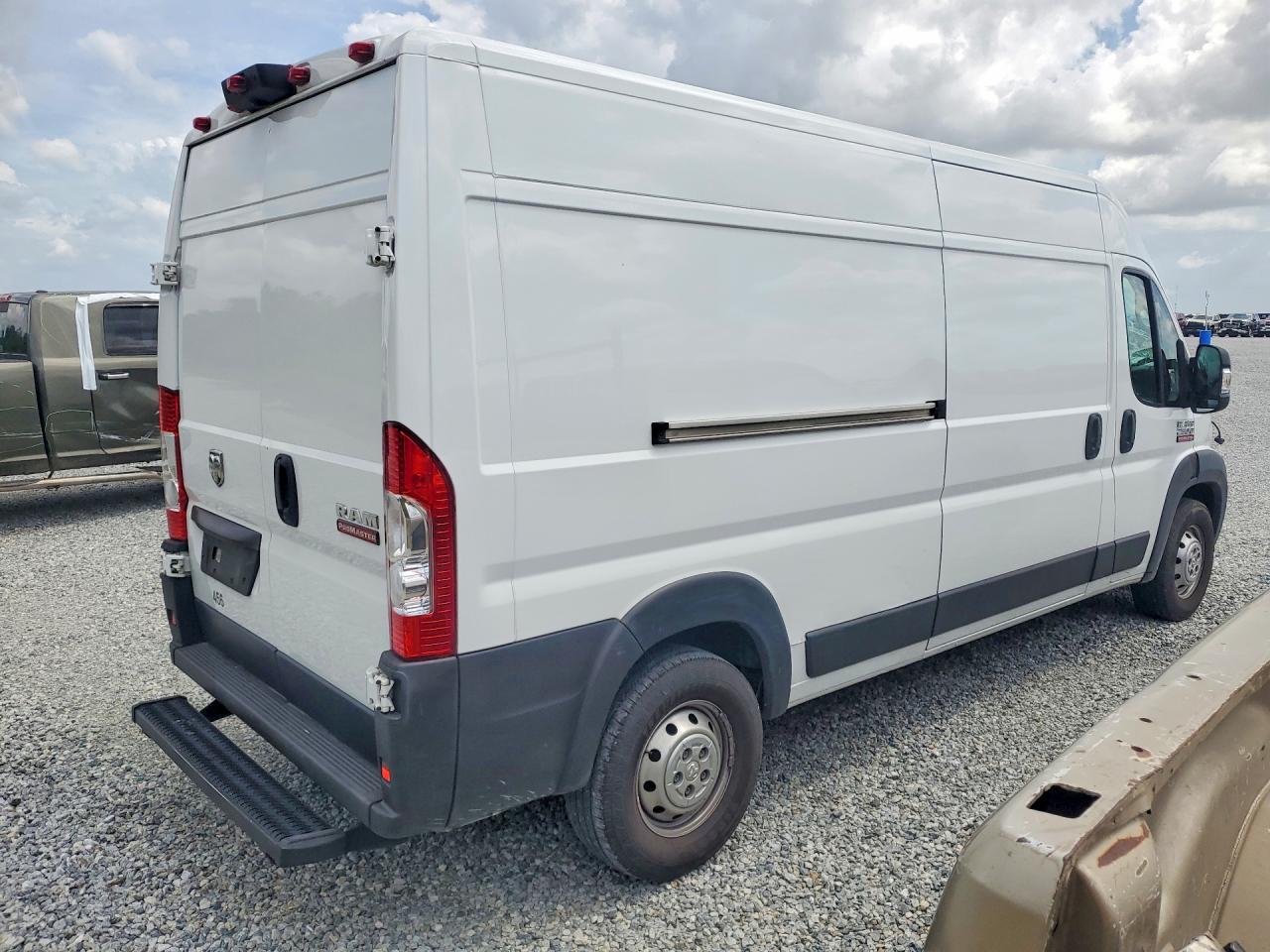2022 Ram Promaster VIN 3C6LRVDGXNE103861 photo 3