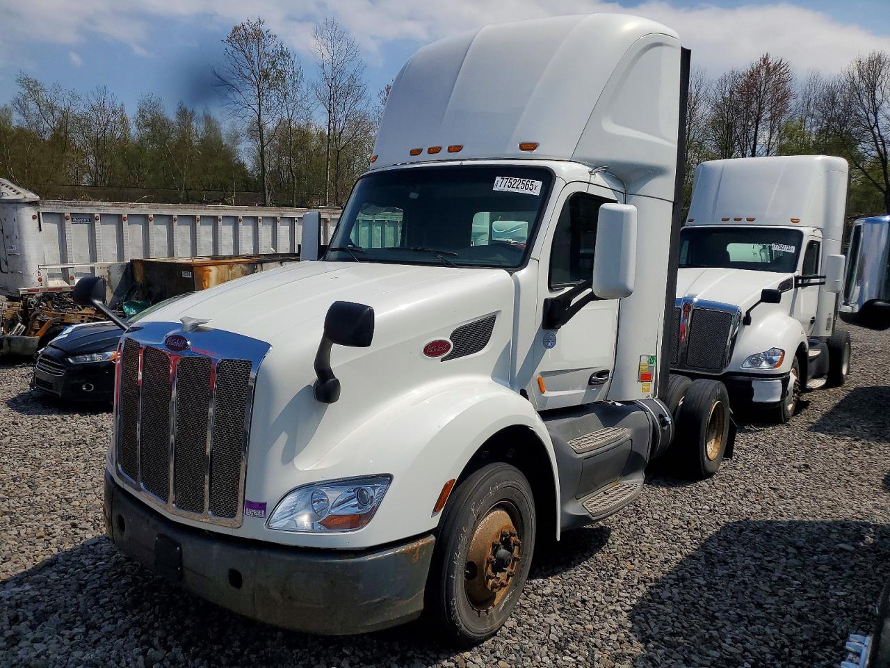 2016 PETERBILT All models VIN 1XPBA48X4GD339781 photo 2