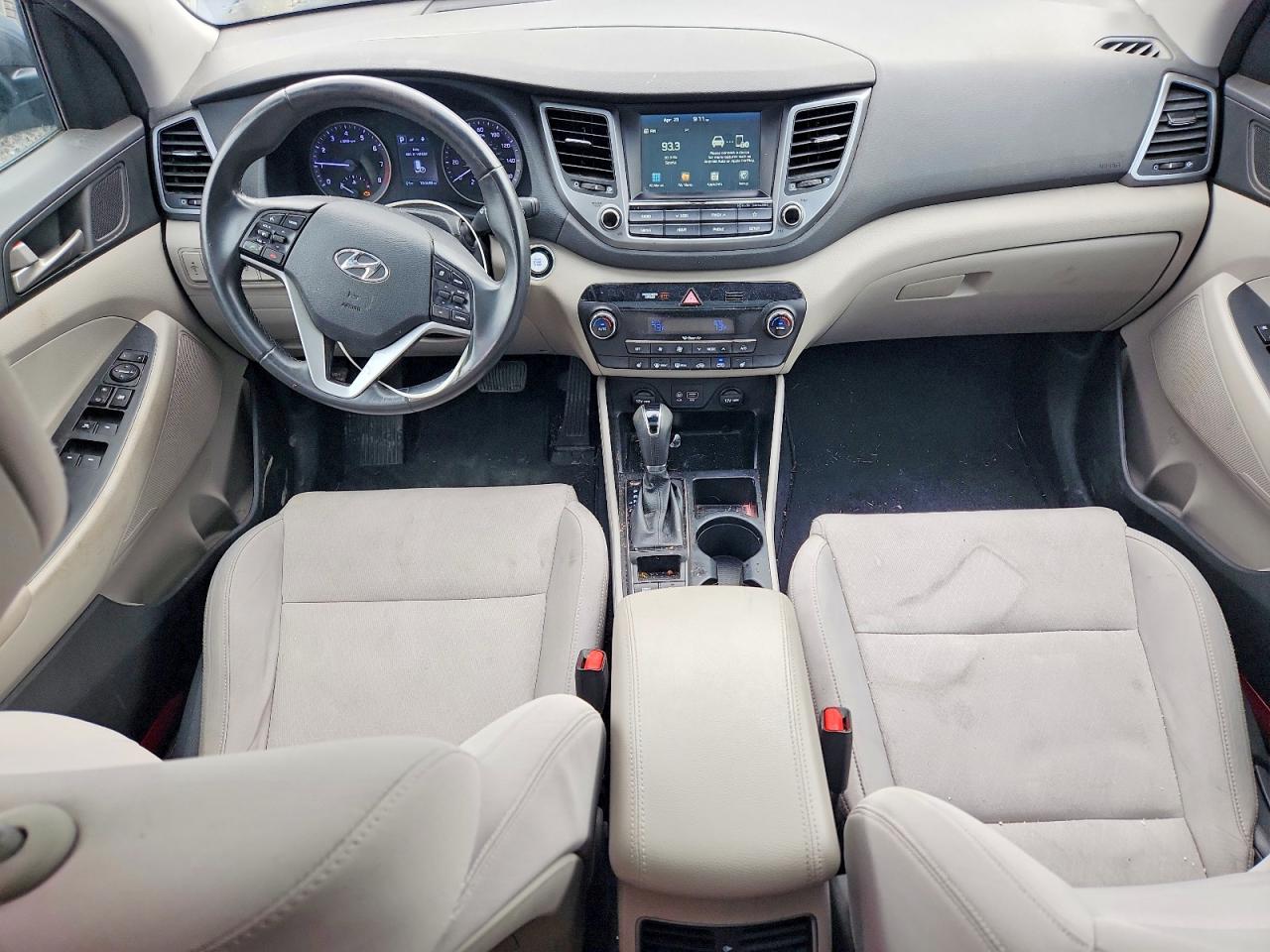 2018 Hyundai Tucson VIN KM8J33A29JU804543 photo 8