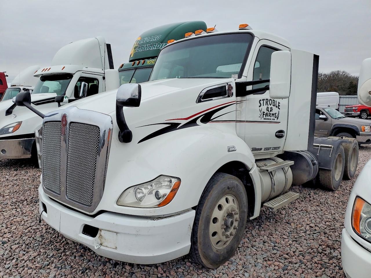 2016 KENWORTH All other VIN 1XKYD49X5GJ103101 photo 2