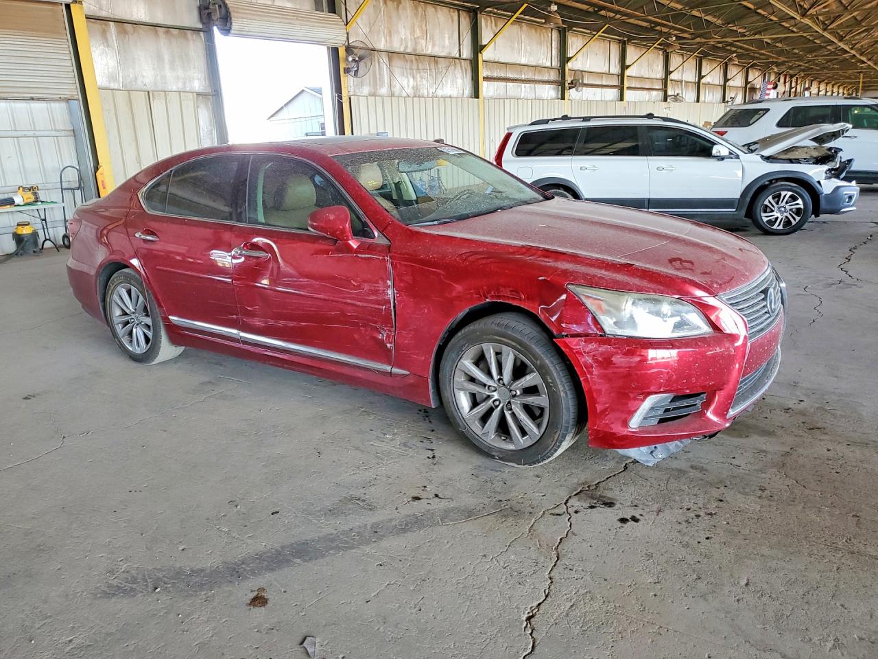 2013 Lexus Ls500 VIN JTHBL5EF5D5117283 photo 4