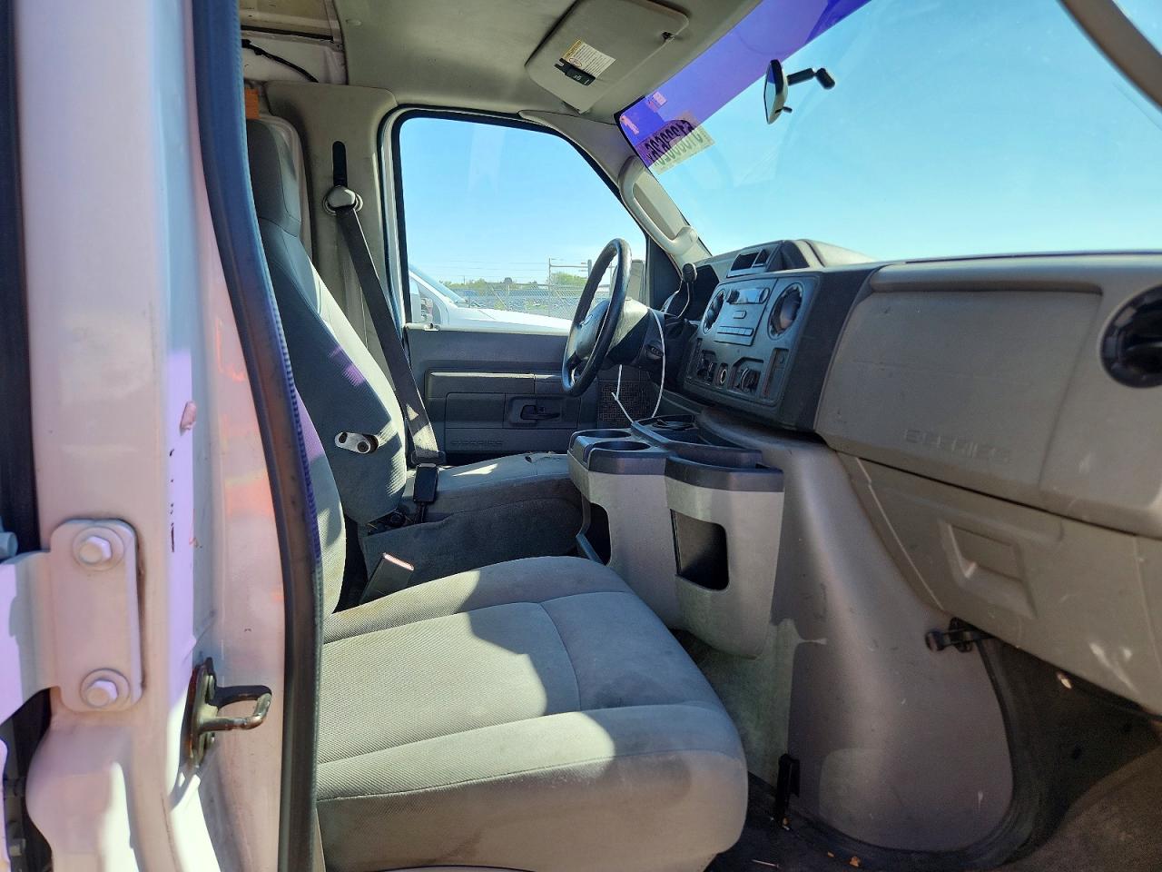 2010 Ford Econoline VIN 1FTNE2EW2ADA41420 photo 10
