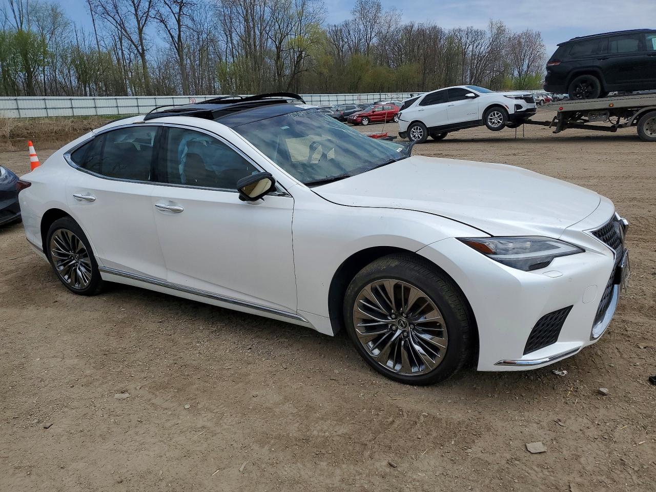 2022 Ls500 VIN JTHG5LGF4N5010874 photo 4