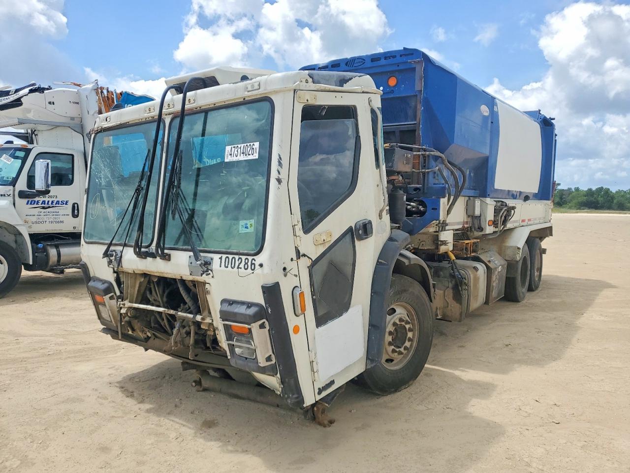 2018 MACK Unknown VIN 1M2LR06CXJM003286 photo 2