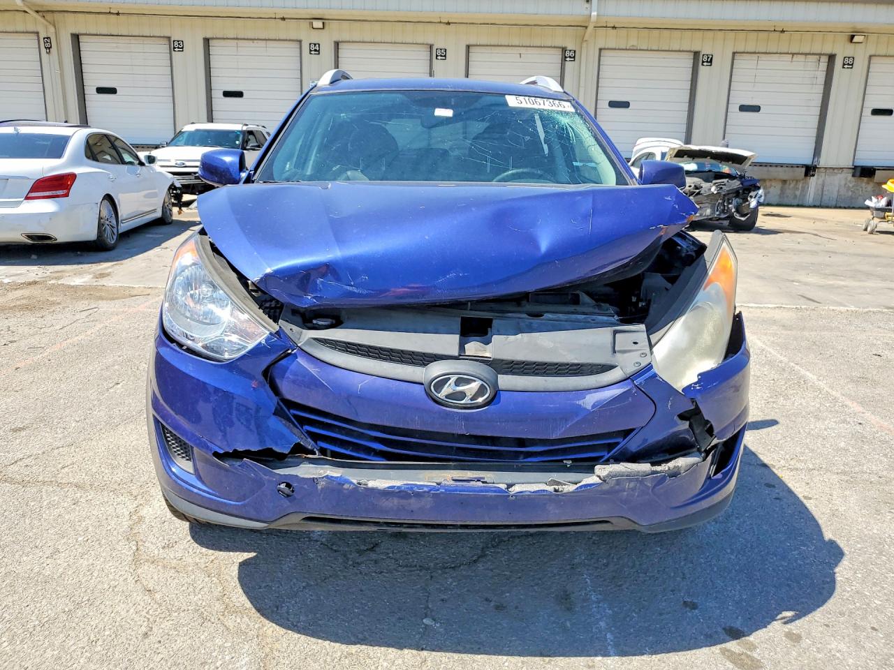 2011 Hyundai Tucson VIN KM8JU3AC0BU129124 photo 5