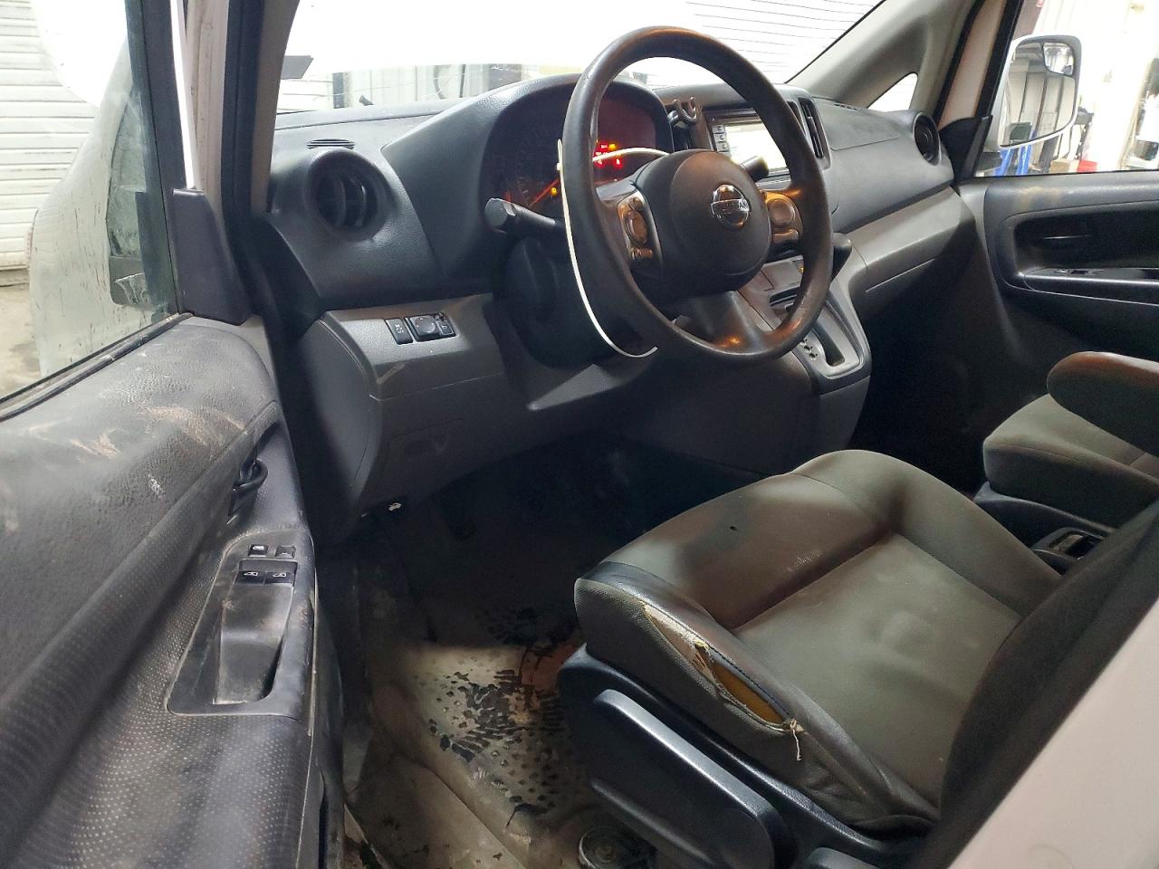 2017 Nissan Nv VIN 3N6CM0KN3HK703250 photo 8