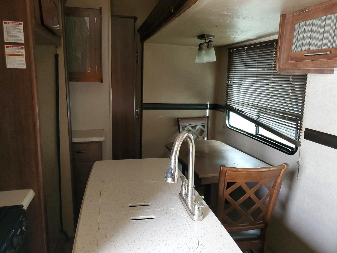 2018 KEYSTONE Unknown VIN 4YDF36025J9360493 photo 5