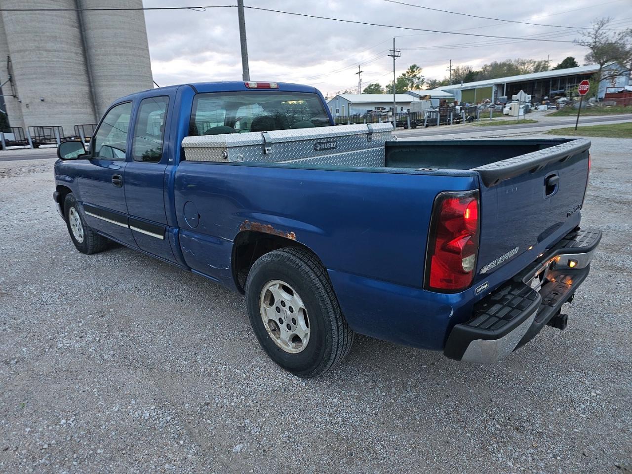 2004 Chevrolet All models VIN 1GCEC19V44Z342585 photo 3