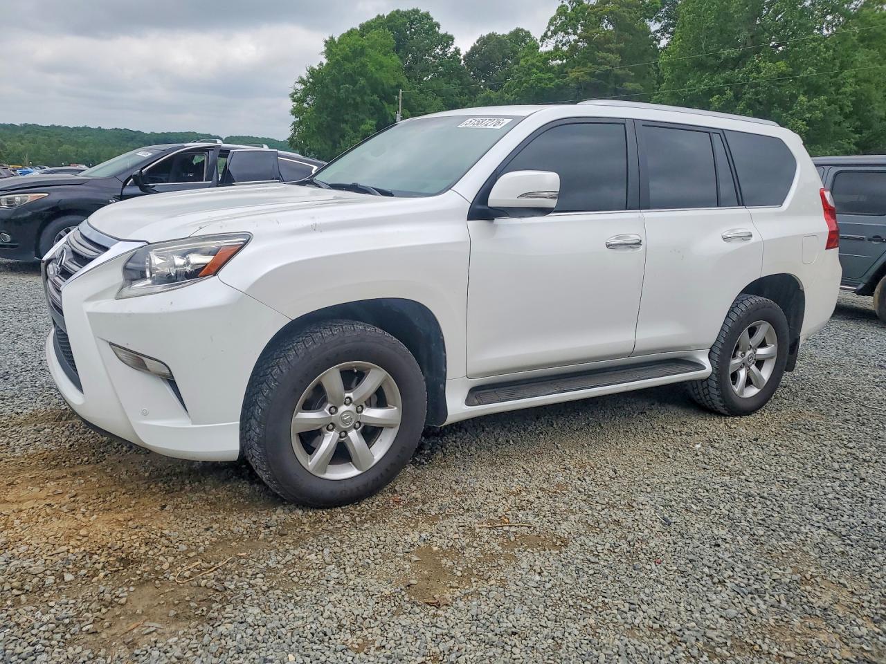 2011 Lexus Gx VIN JTJBM7FX7B5032957 photo 1