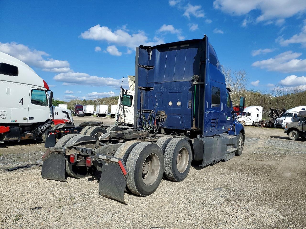 2020 International All other VIN 3HSDZAPR6LN879315 photo 4