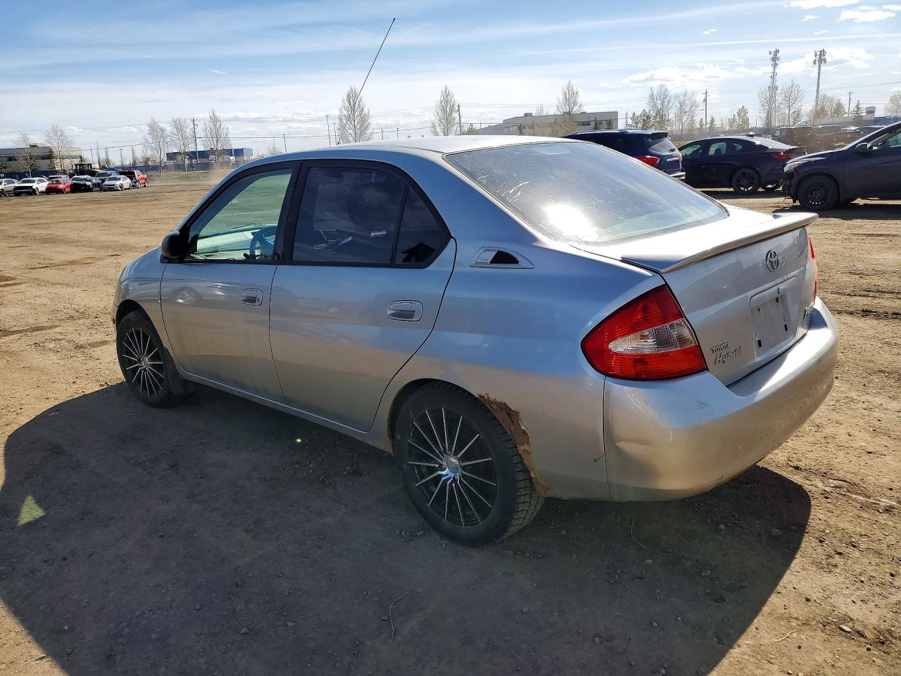 2001 TOYOTA Prius VIN JT2BK12U910021433 photo 2