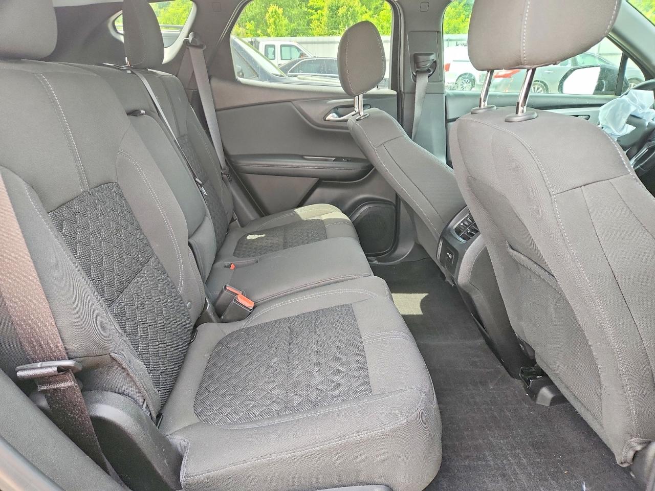 2020 Chevrolet Blazer VIN 3GNKBBRA0LS646864 photo 11