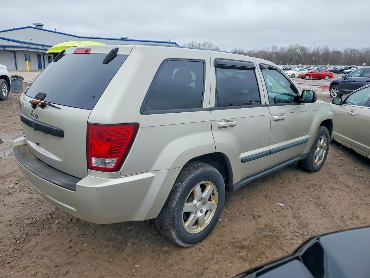 2008 Jeep Cherokee VIN 1J8GR48K68C197387 photo 3