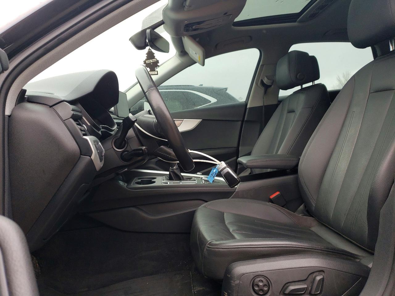 2018 Audi A4 VIN WAUNNAF40JA152652 photo 7