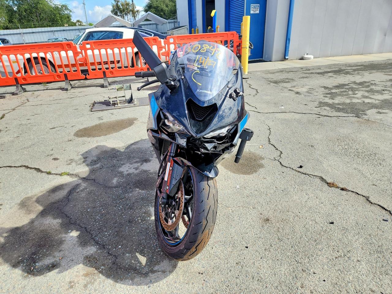 2025 KAWASAKI Ninja 600 VIN JKBZXJJ15SA030842 photo 2