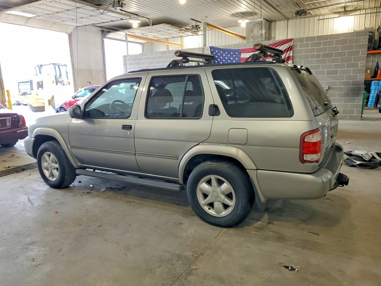 2001 Nissan Pathfinder VIN JN8DR09Y51W600824 photo 2