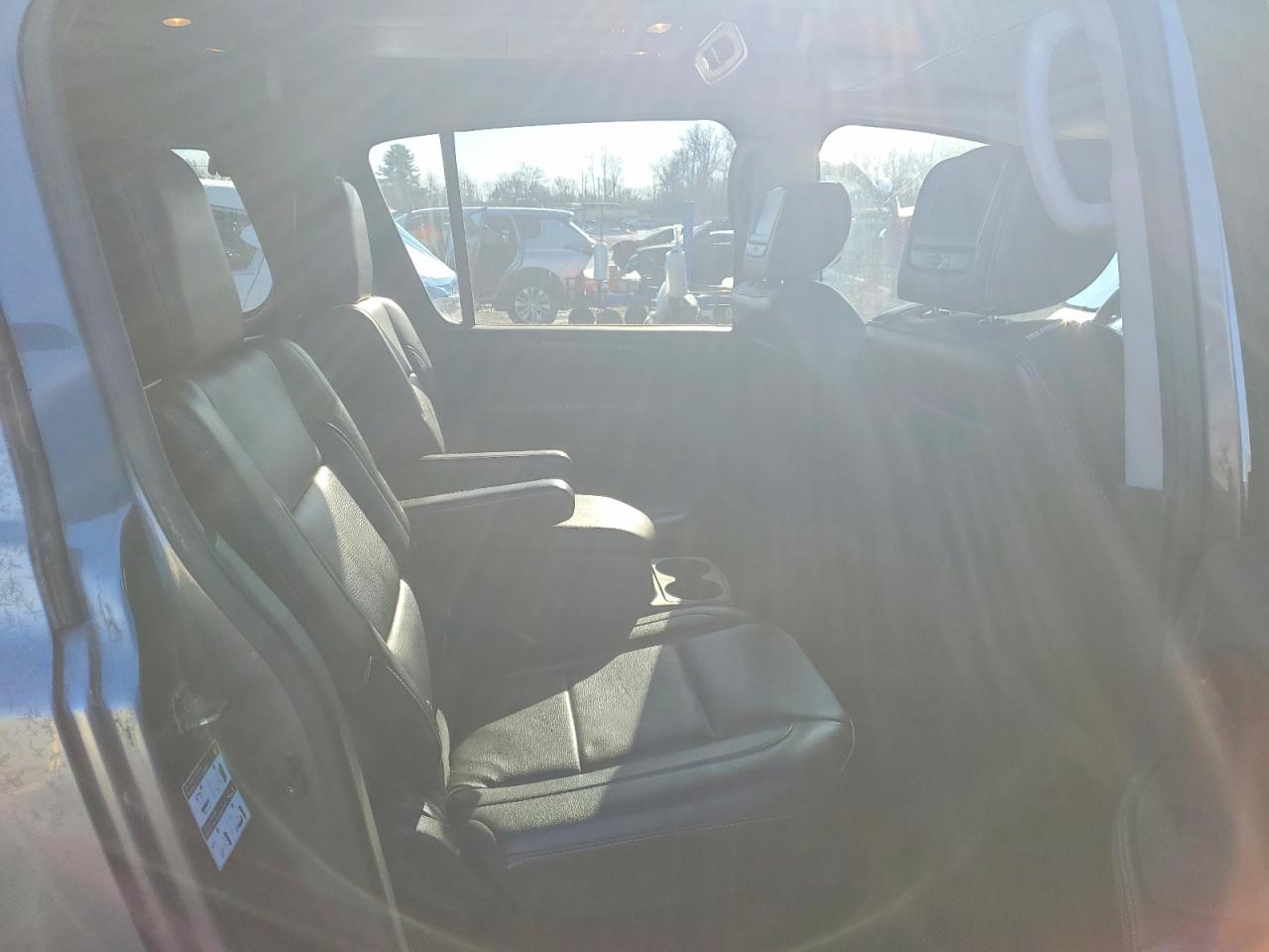 2014 Nissan Armada VIN 5N1AA0NE0EN601761 photo 11