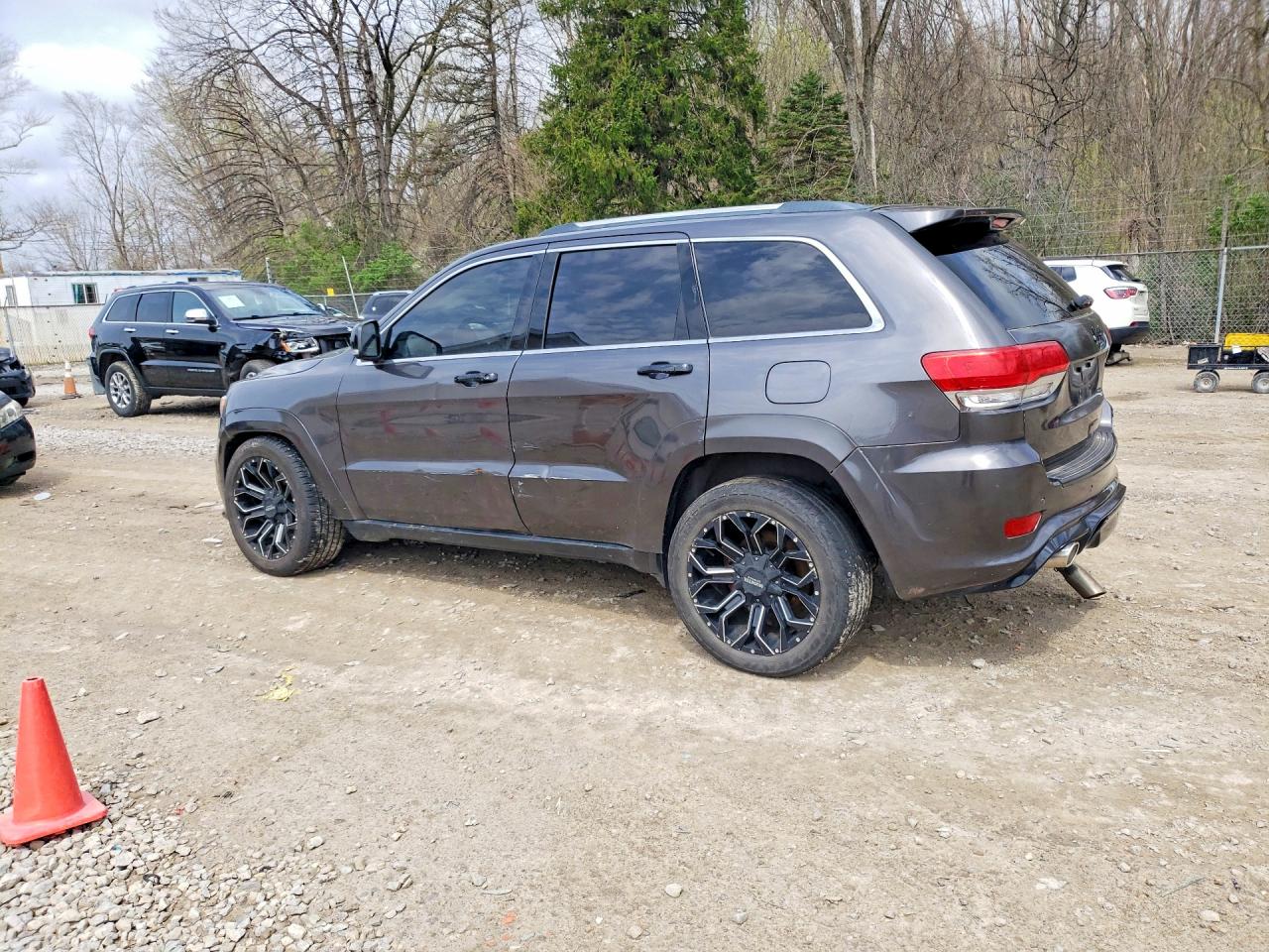 2015 Jeep Grand cher VIN 1C4RJFBG0FC100186 photo 2