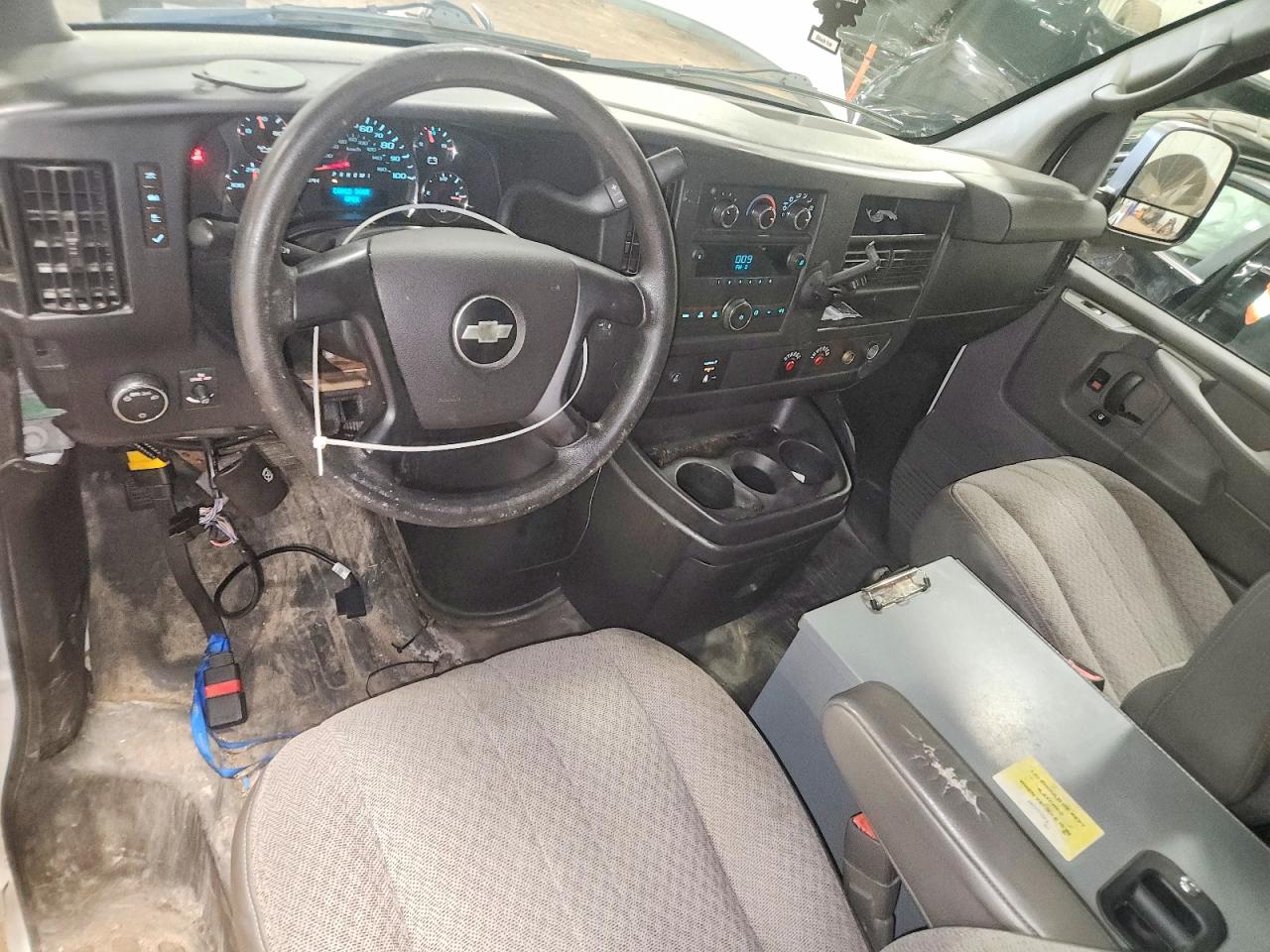 2014 CHEV Express VIN 1GCWGFCA6E1198887 photo 8