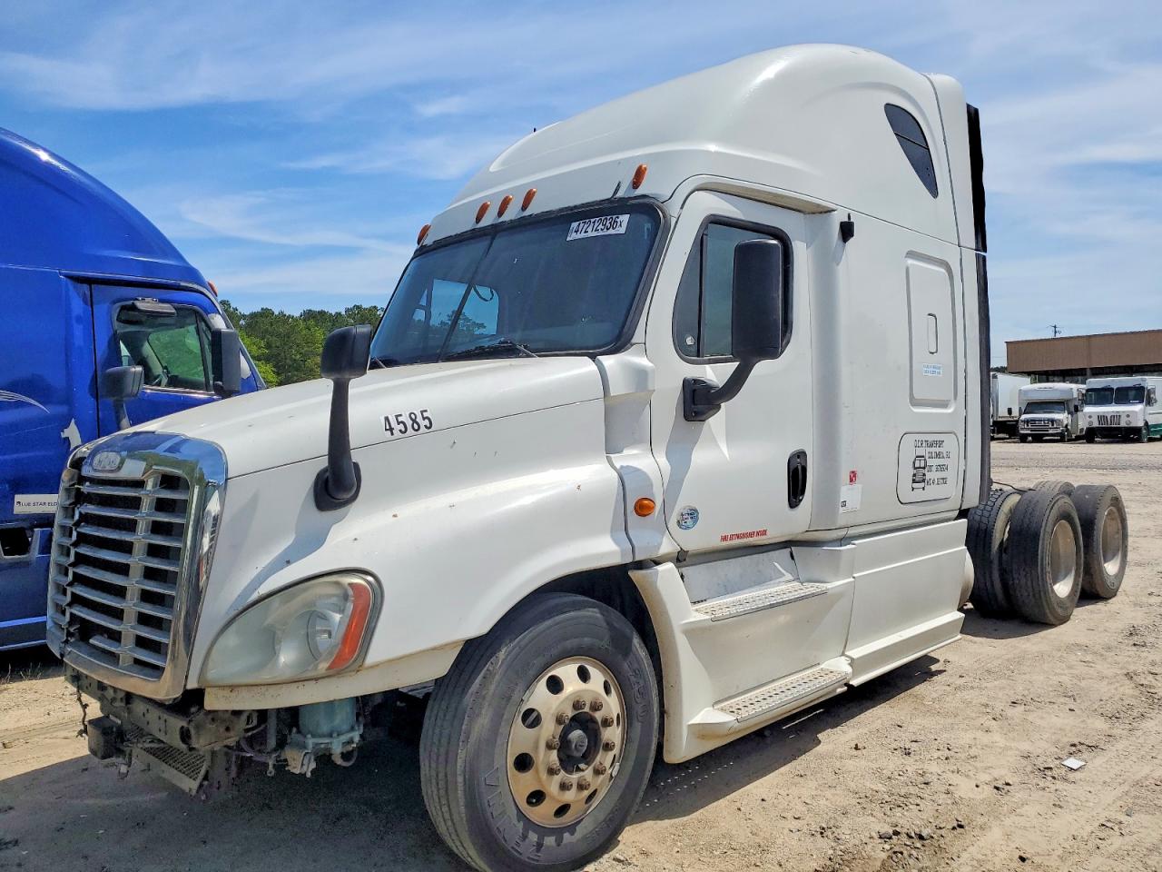 2013 FREIGHTLINER All other VIN 1FUJGLDR1DLBU4585 photo 2