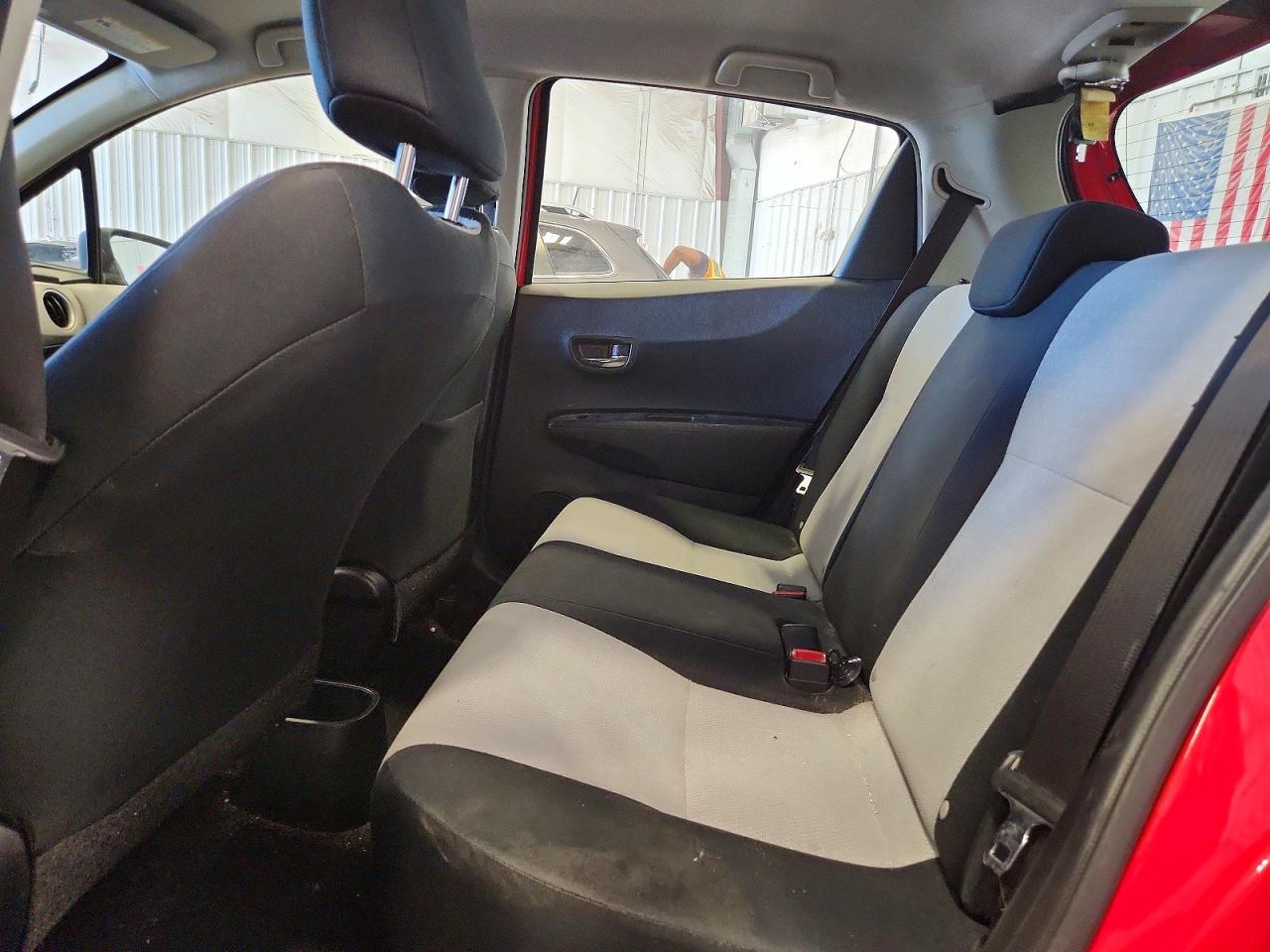 2014 Toyota Yaris VIN JTDKTUD39ED589321 photo 10