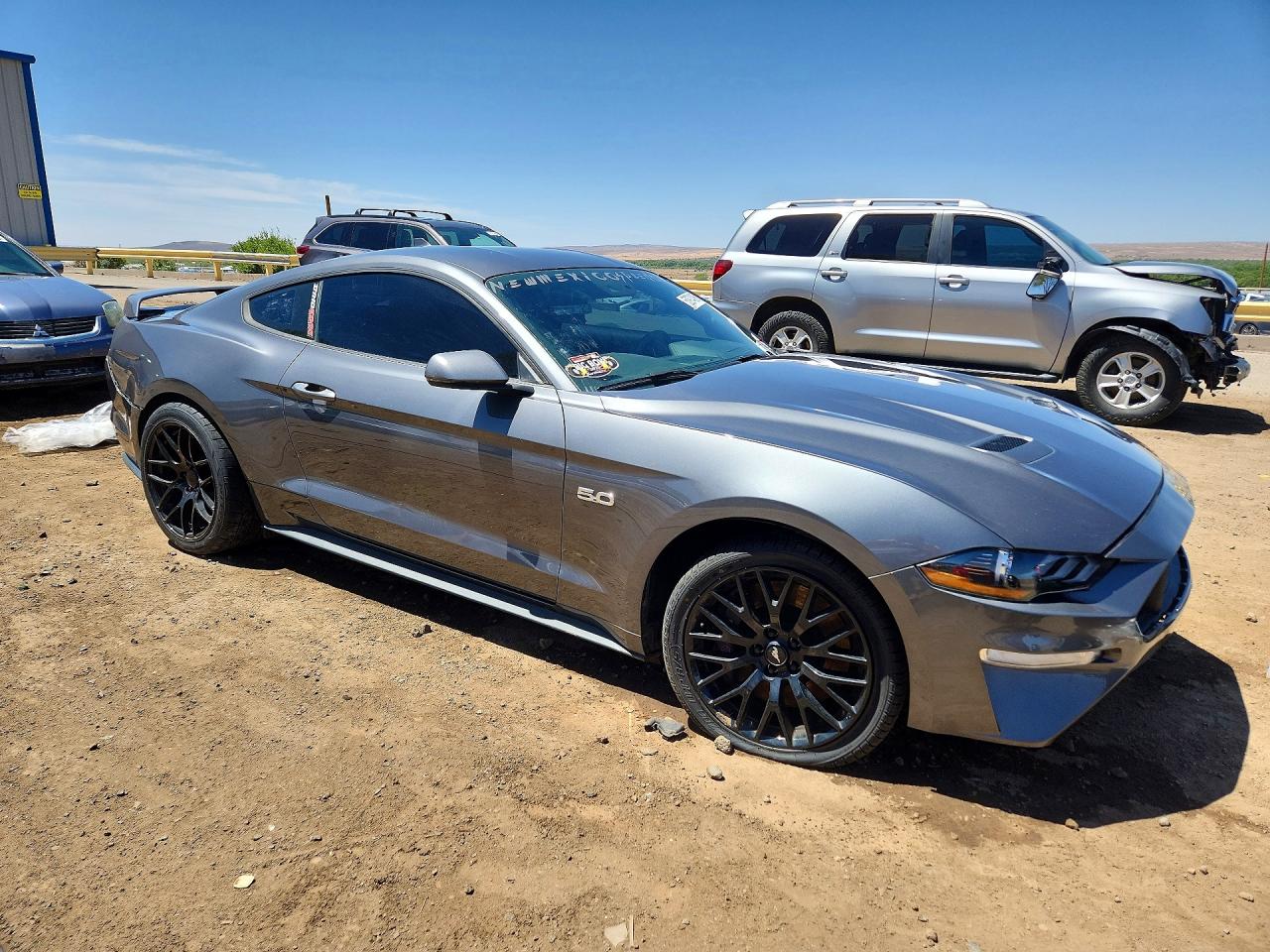 2021 Ford Mustang VIN 1FA6P8CF2M5107957 photo 4