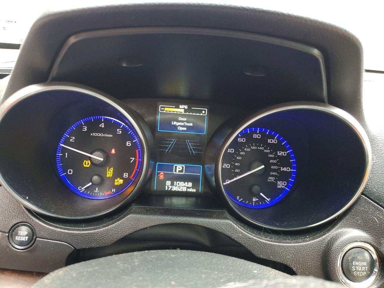 2015 Subaru Outback VIN 4S4BSENCXF3230134 photo 9