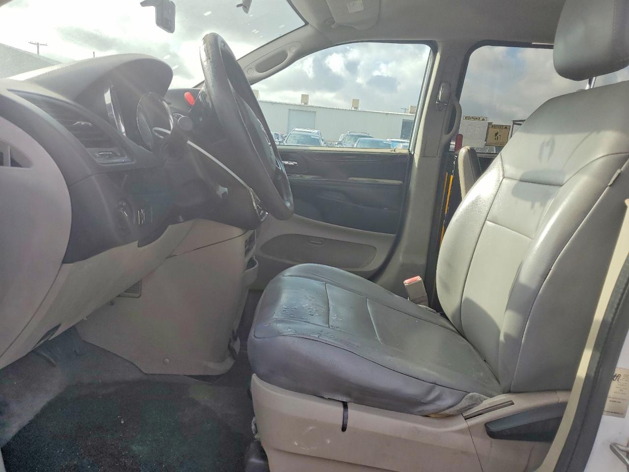 2014 EL Caravan VIN 2C7WDGBG0ER318363 photo 7