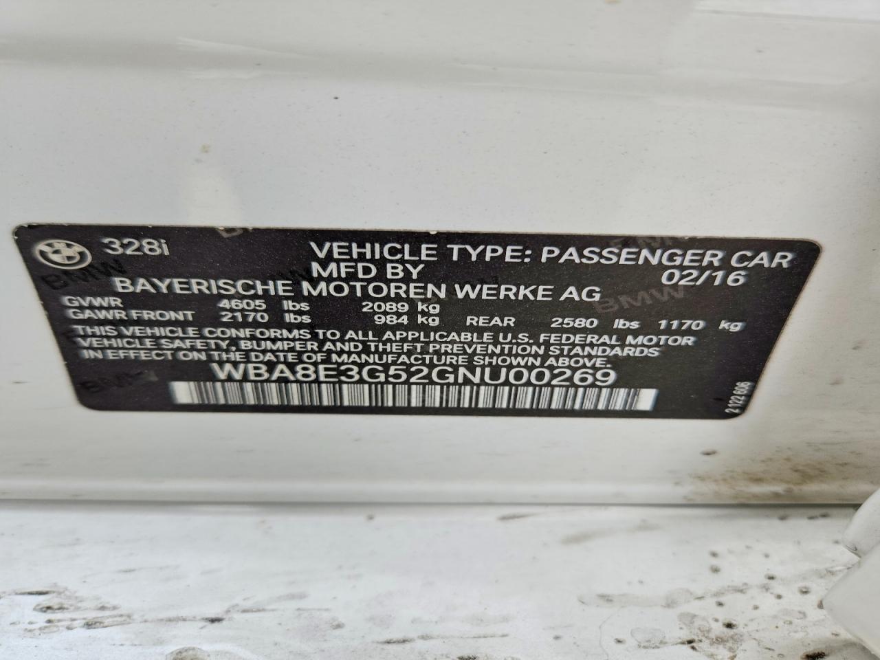 2016 BMW 3 series VIN WBA8E3G52GNU00269 photo 12