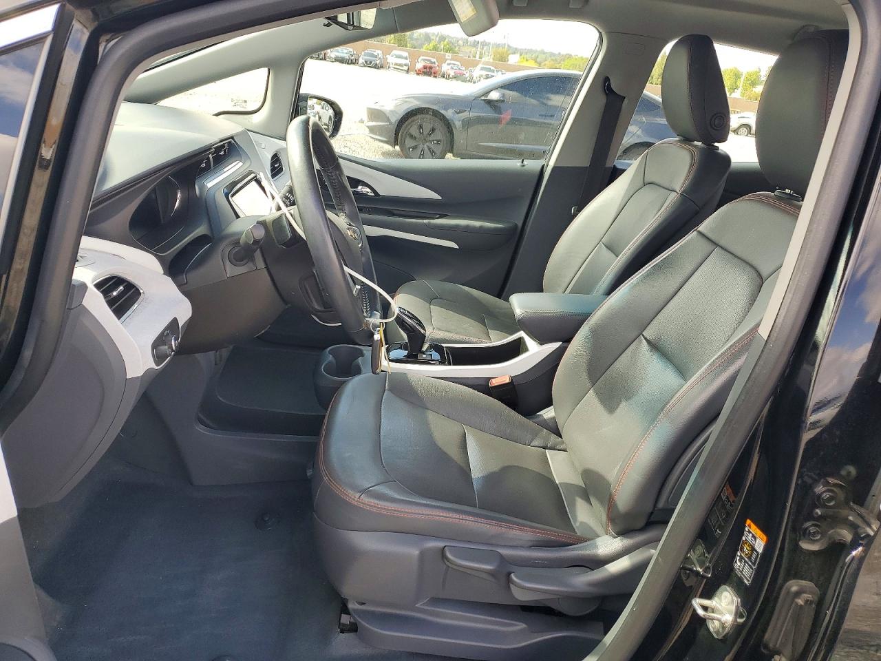 2017 Chevrolet Bolt VIN 1G1FX6S09H4185572 photo 7