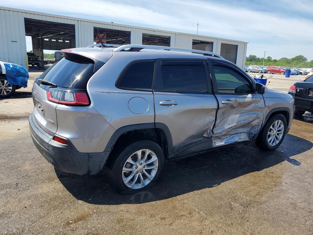 2020 Jeep Cherokee VIN 1C4PJLCB7LD581195 photo 3