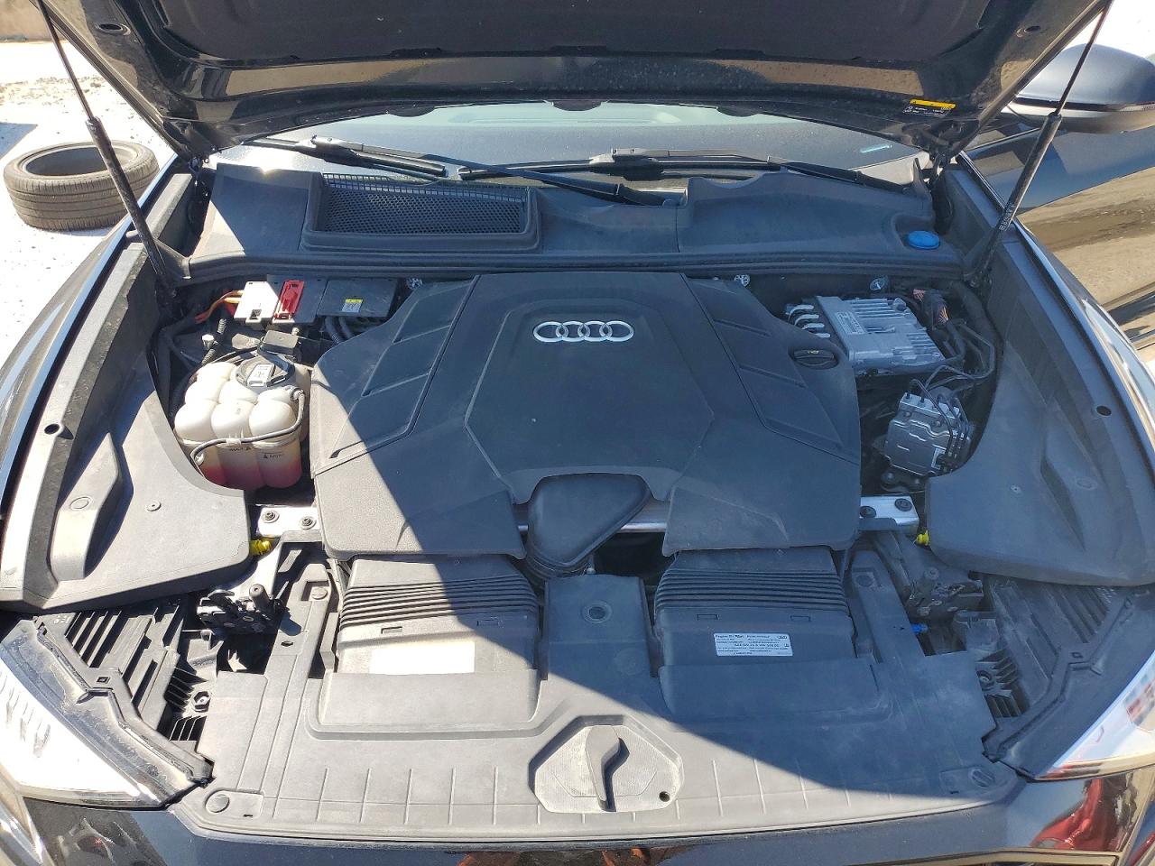 2022 Audi Q8 VIN WA1EVBF12ND021879 photo 11
